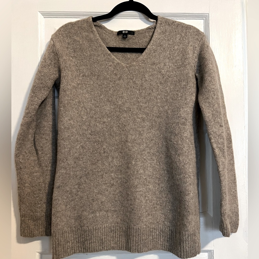 Uniqlo Wool Sweater